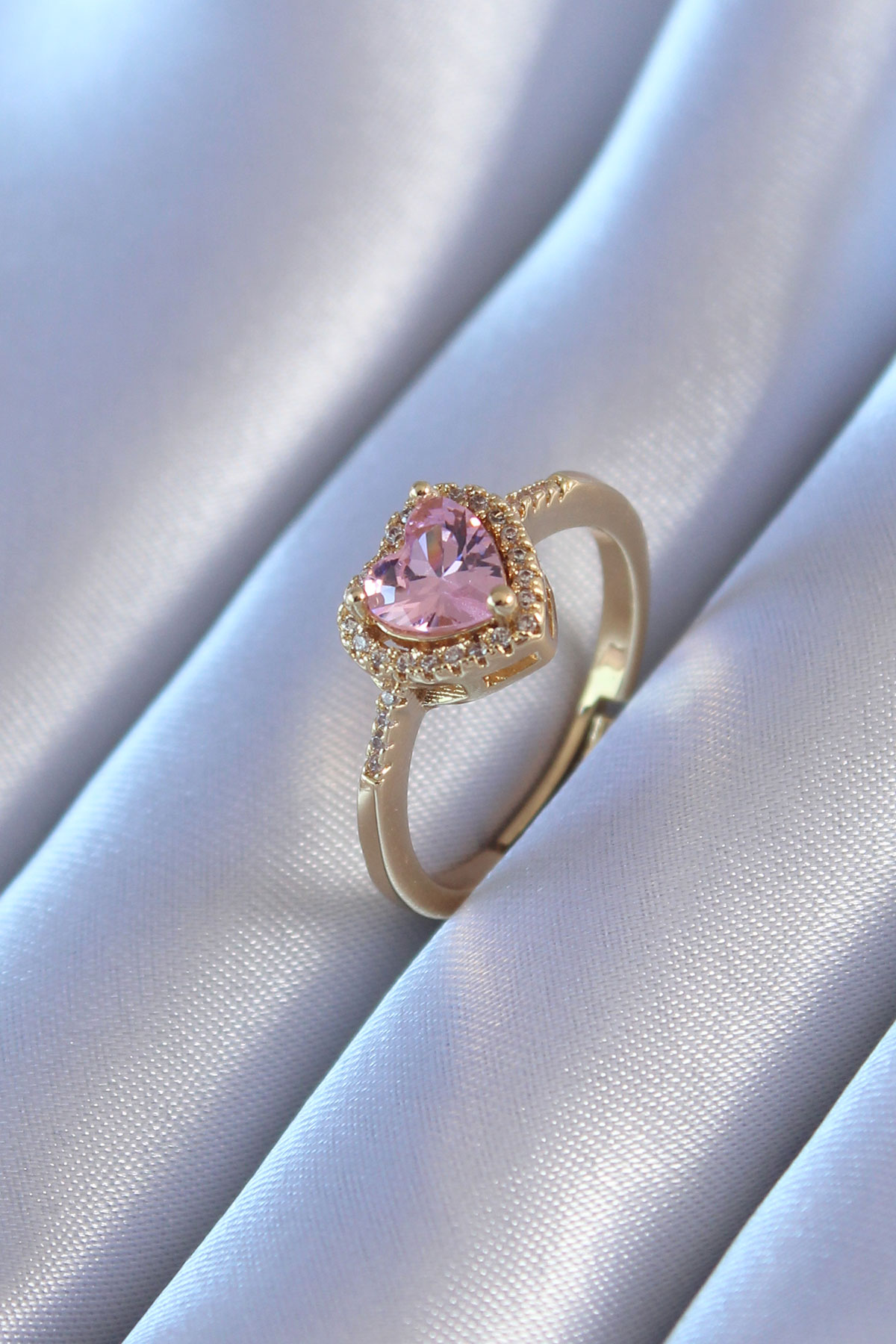 Erb Gold Renk Zirkon Taşlı Kalp Model Pirinç Charm Kadın Yüzük