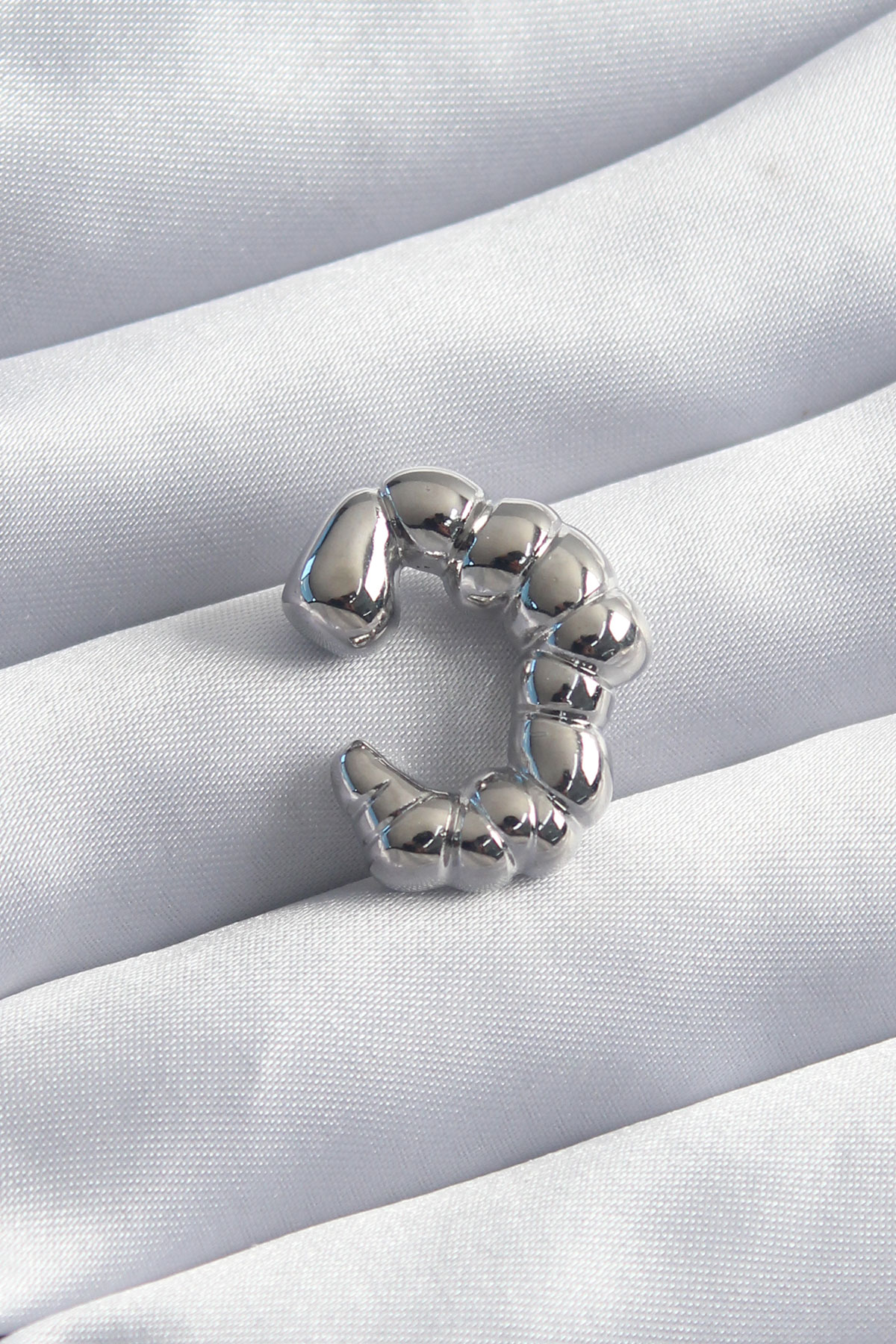 Erb Pirinç Gümüş Renk Earcuff Kıkırdak Model Kadın Küpe