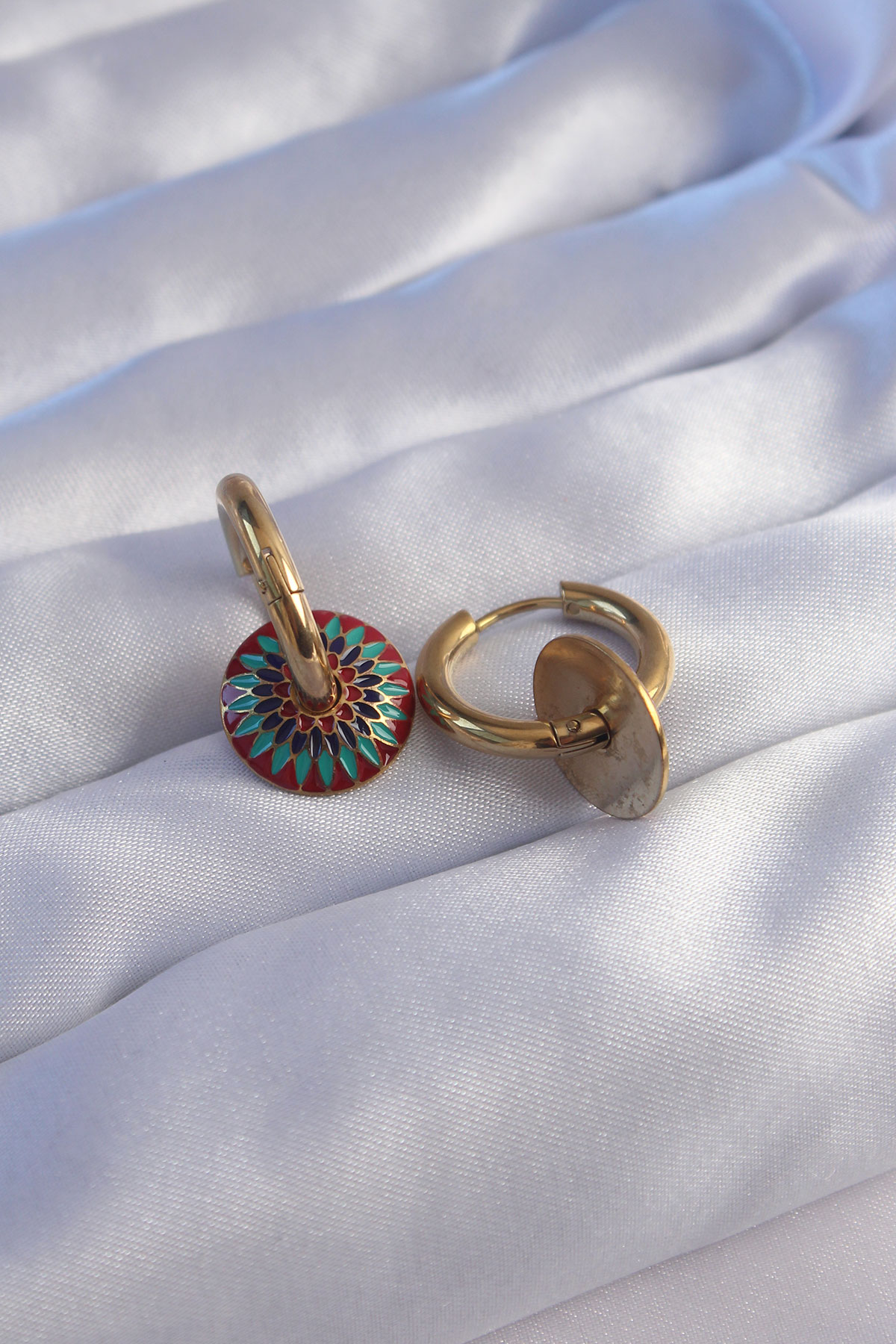 Erb%20316L%20Çelik%20Gold%20Renk%20Mineli%20Etnik%20Desenli%20Retro%20Küpe