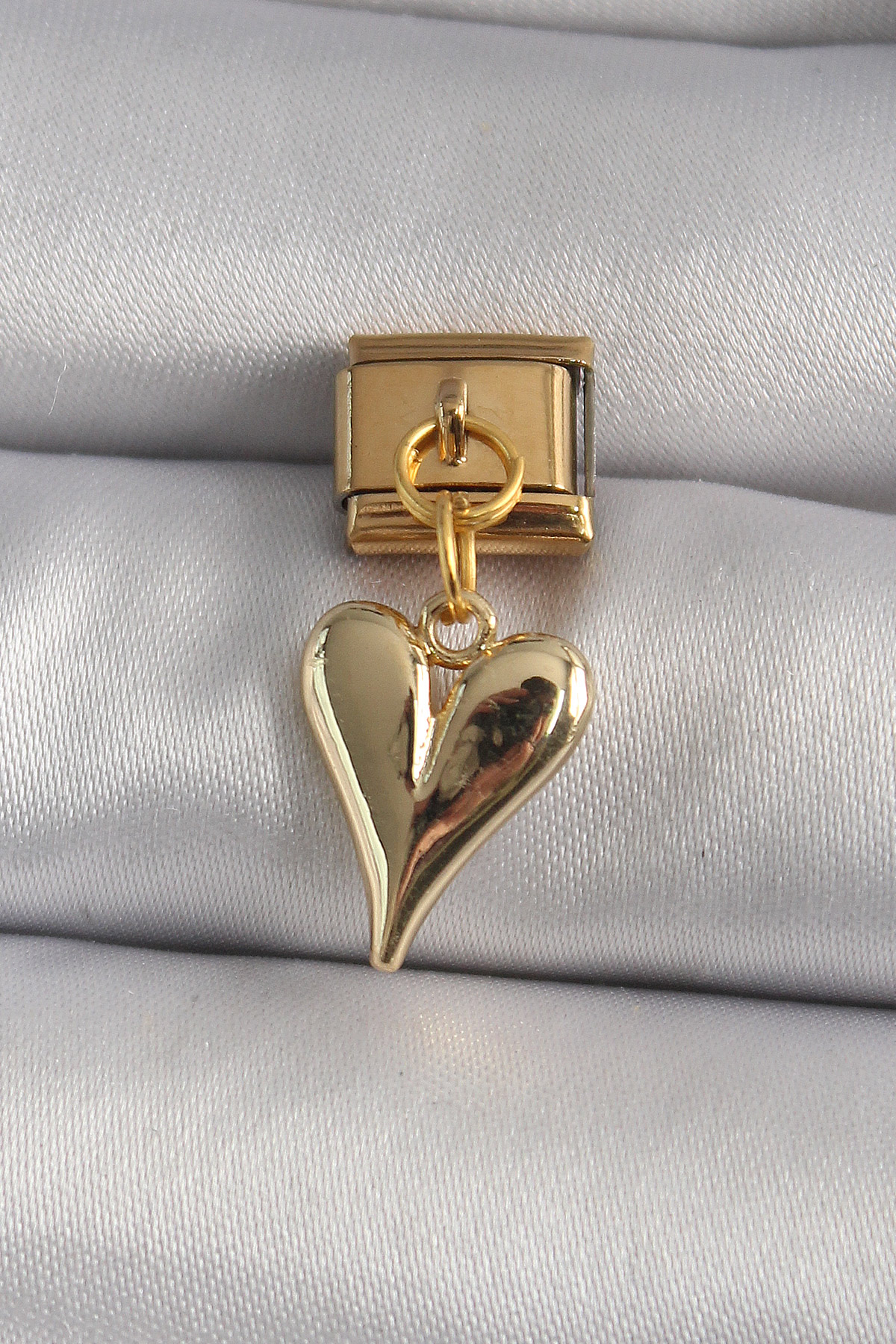 Erb%20316L%20Çelik%20Gold%20Renk%20Sallantı%20Kalp%20Model%20Nomination%20Charm