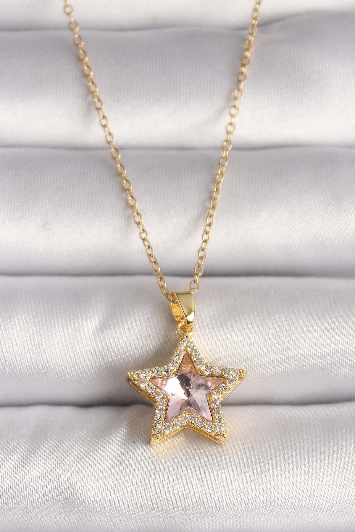 Erb%20316L%20Çelik%20Gold%20Renk%20Zirkon%20Taşlı%20Pembe%20Yıldız%20Model%20Kadın%20Kolye