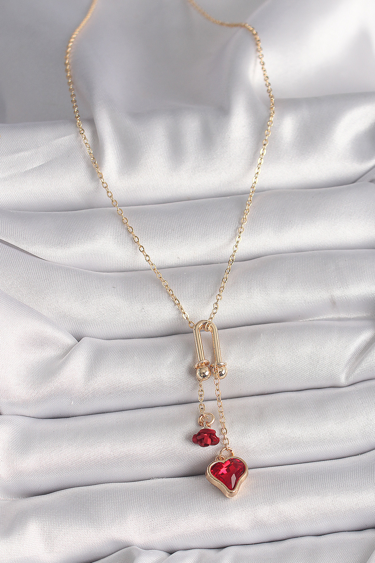 Erb%20Pirinç%20Gold%20Renk%20Tifani%20Model%20Sallantı%20Kırmızı%20Taşlı%20Kalp%20Gül%20Figür%20Kadın%20Kolye