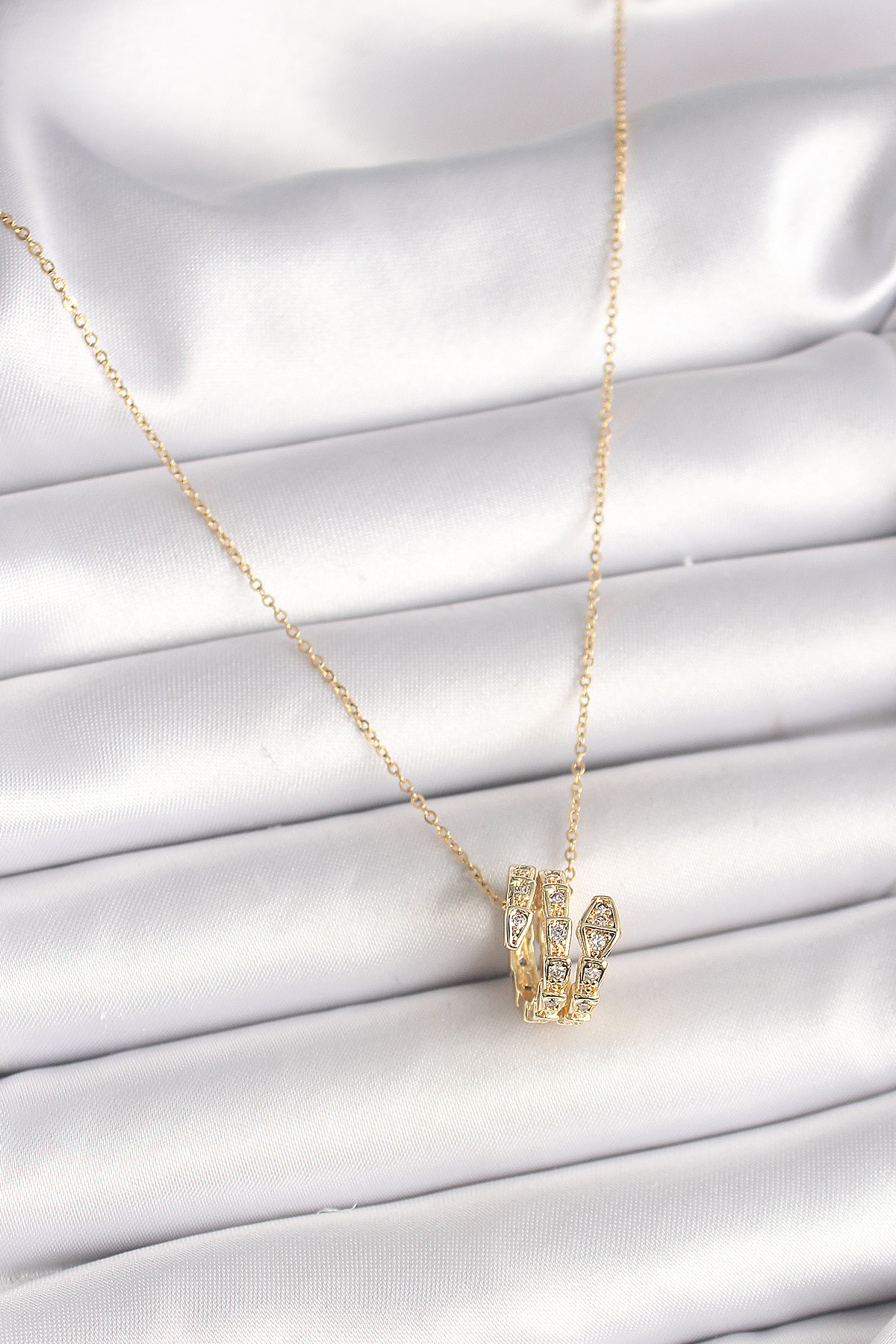 Erb%20316L%20Çelik%20Gold%20Renk%20Zirkon%20Taşlı%20Yılan%20Model%20Kadın%20Kolye
