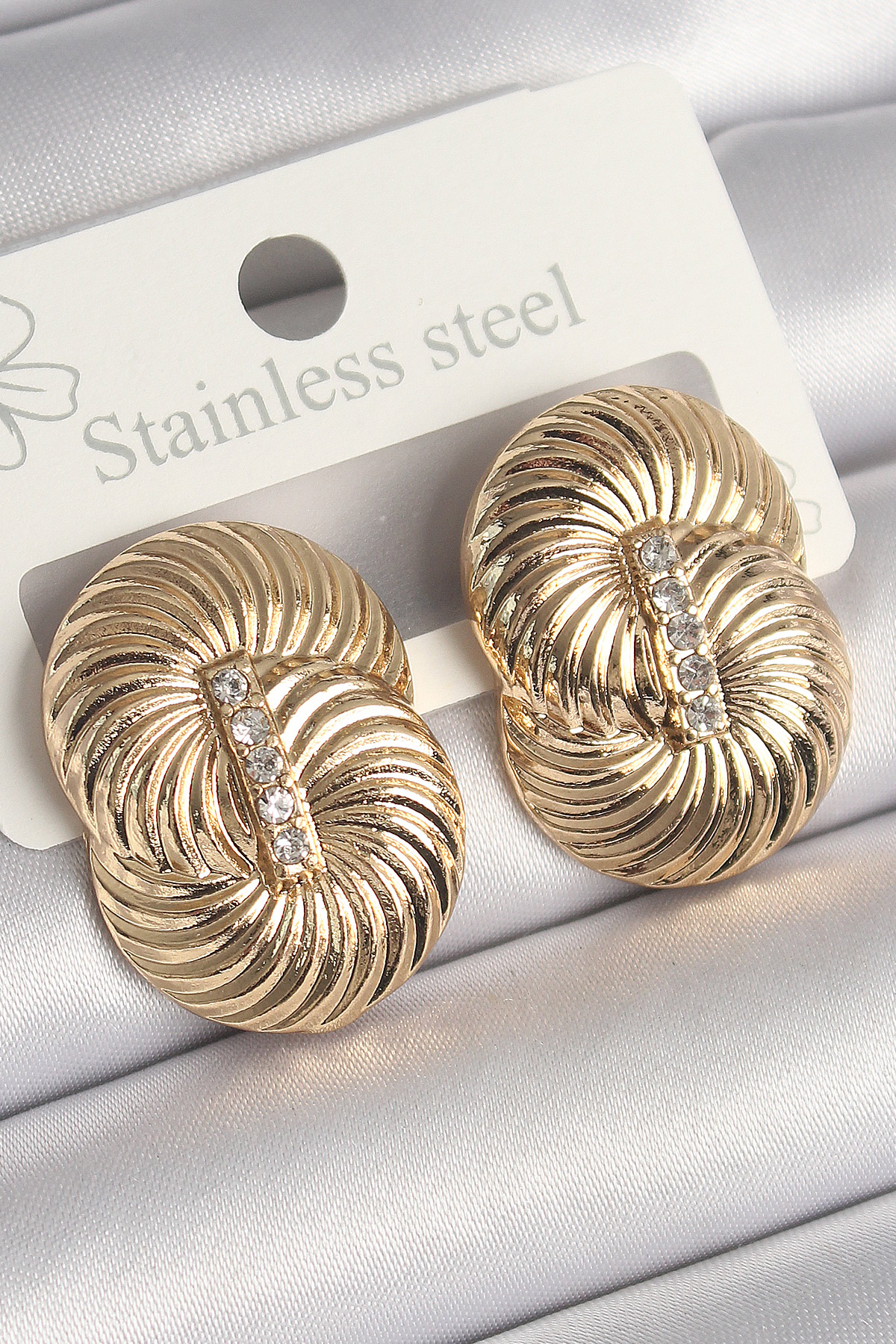 Erb%20Pirinç%20Gold%20Renk%20Zirkon%20Taşlı%20Sarmal%20Model%20Kadın%20Küpe