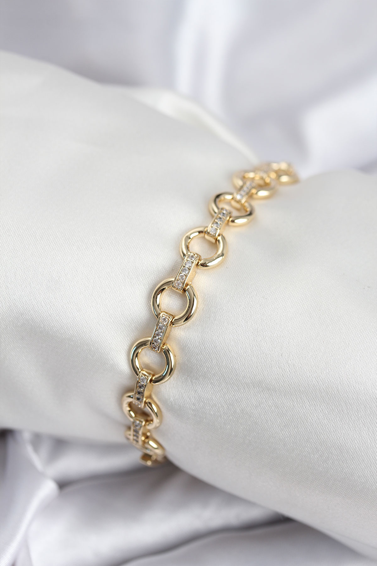 Erb Pirinç VIP Seri Gold Renk Sıralı Halka Model Kadın Bileklik