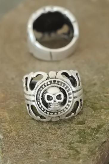 Erb Eskitme Gümüş Renk Metal Kuru Kafa Tasarım Ayarlamalı Erkek Yüzük