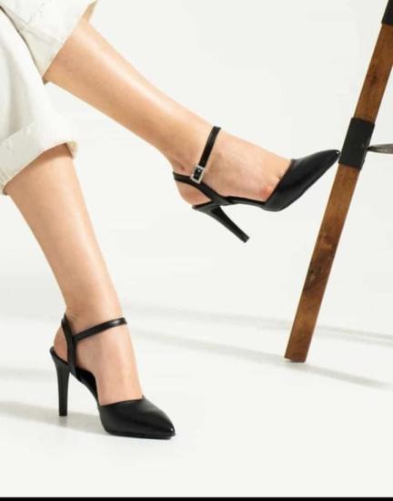 Mariana Siyah Cilt Topuklu Ayakkabı